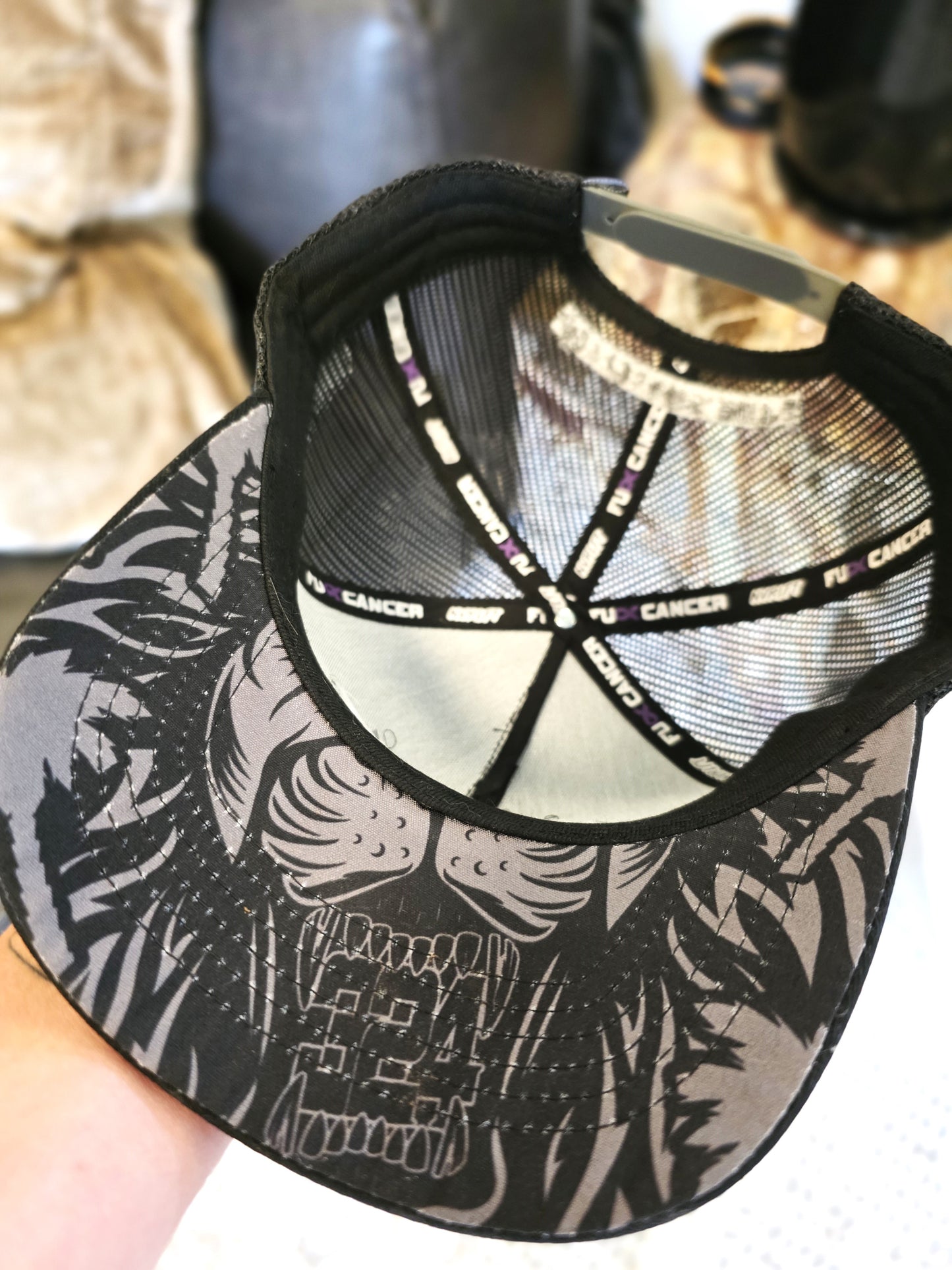 NVRLFT TRUCKER CAP - Black/Grey